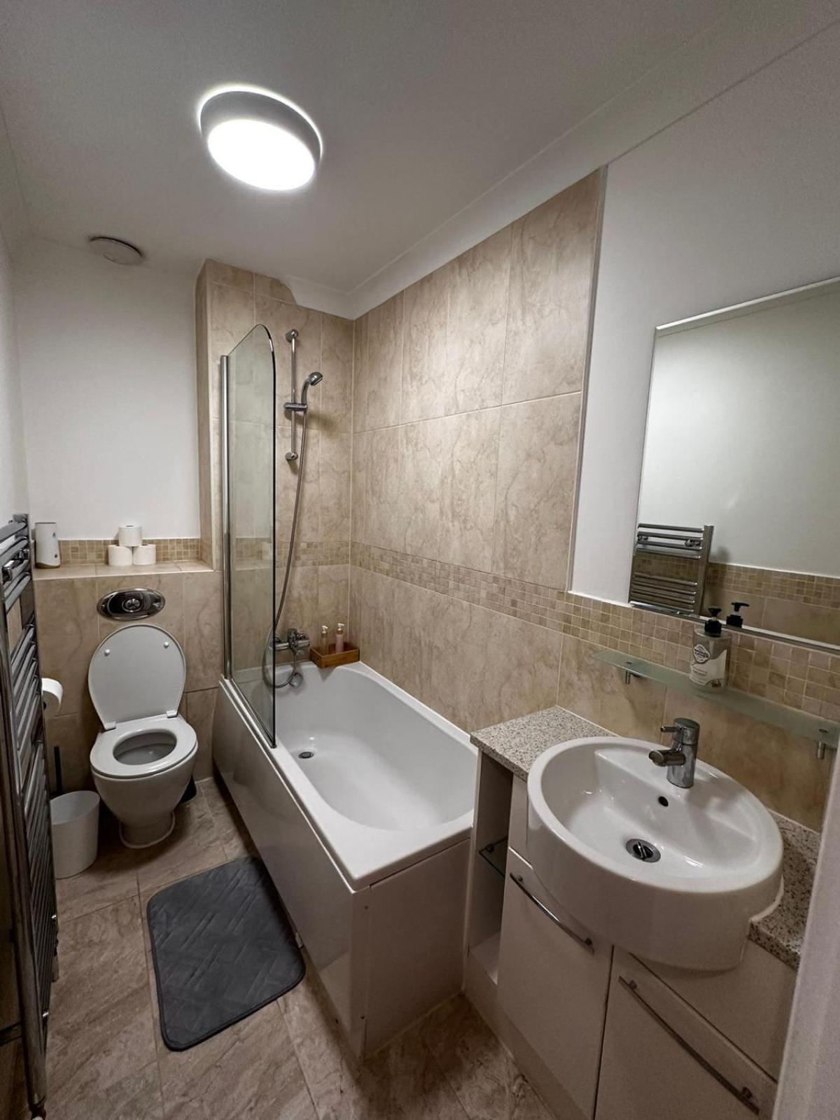City Lux Apartment Лондон Экстерьер фото